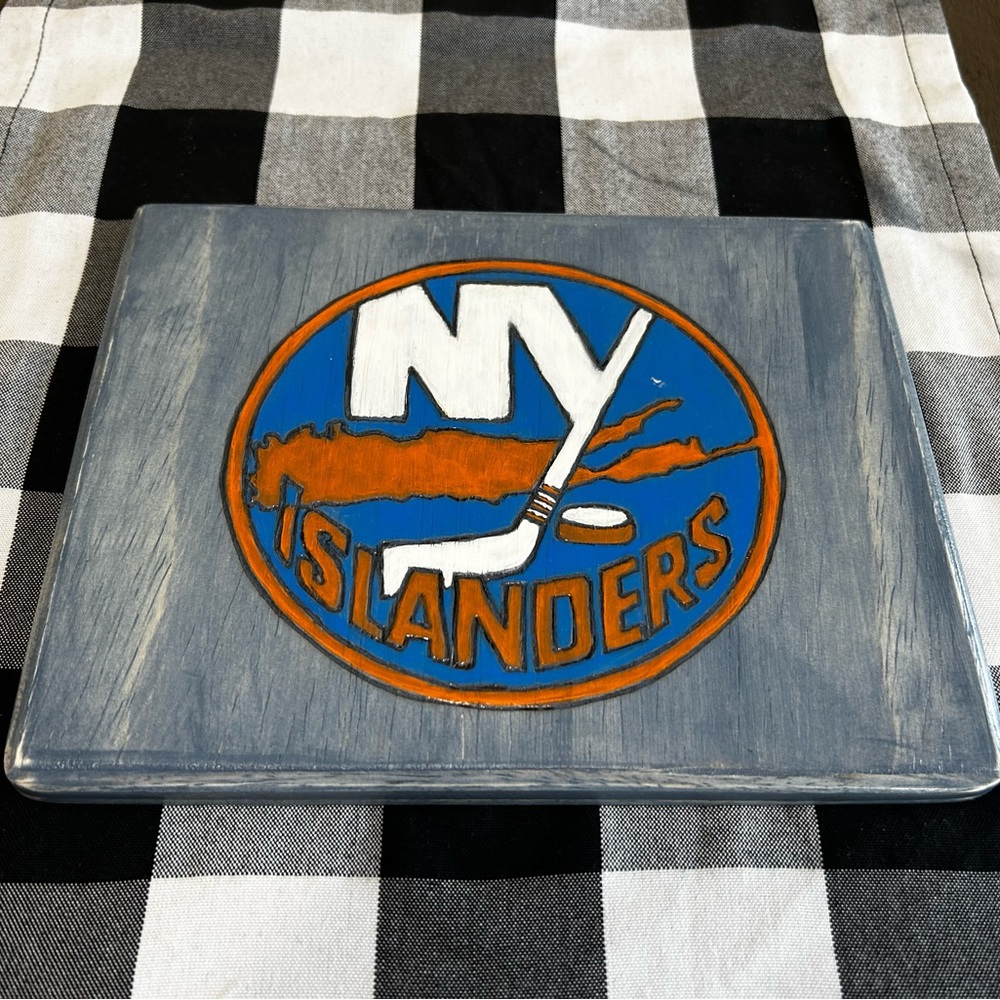 New York Islanders Handmade Wood-burn